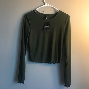NWT FOREVER 21 RIBBED LETTUCE TRIM CROP TOP